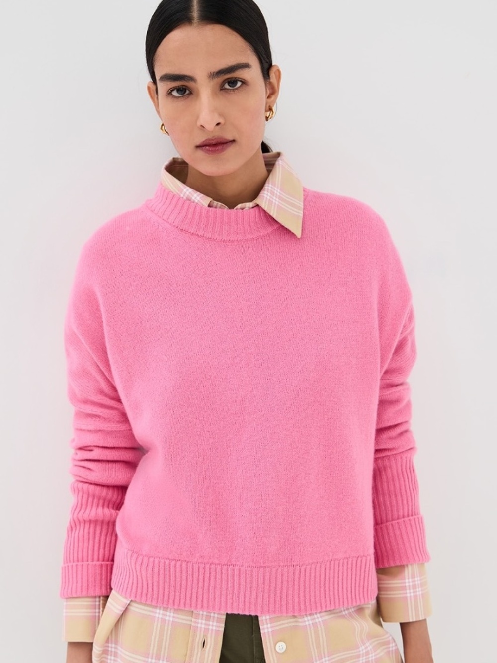 Closed Crew Neck Wool Cropped Sweater Size M